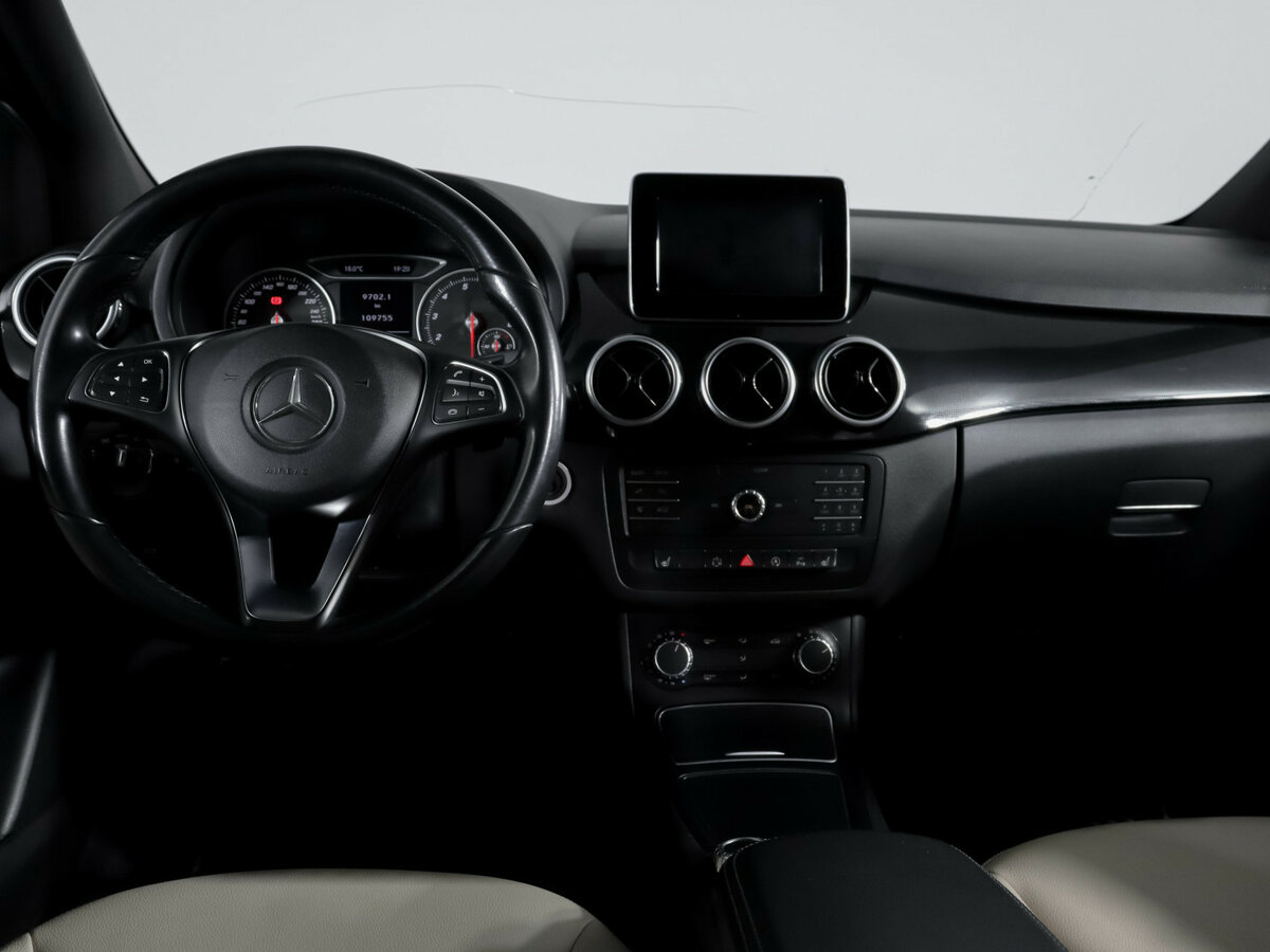 Mercedes-Benz B-Класс 180 II (W246) Рестайлинг, 2015 Фото №10