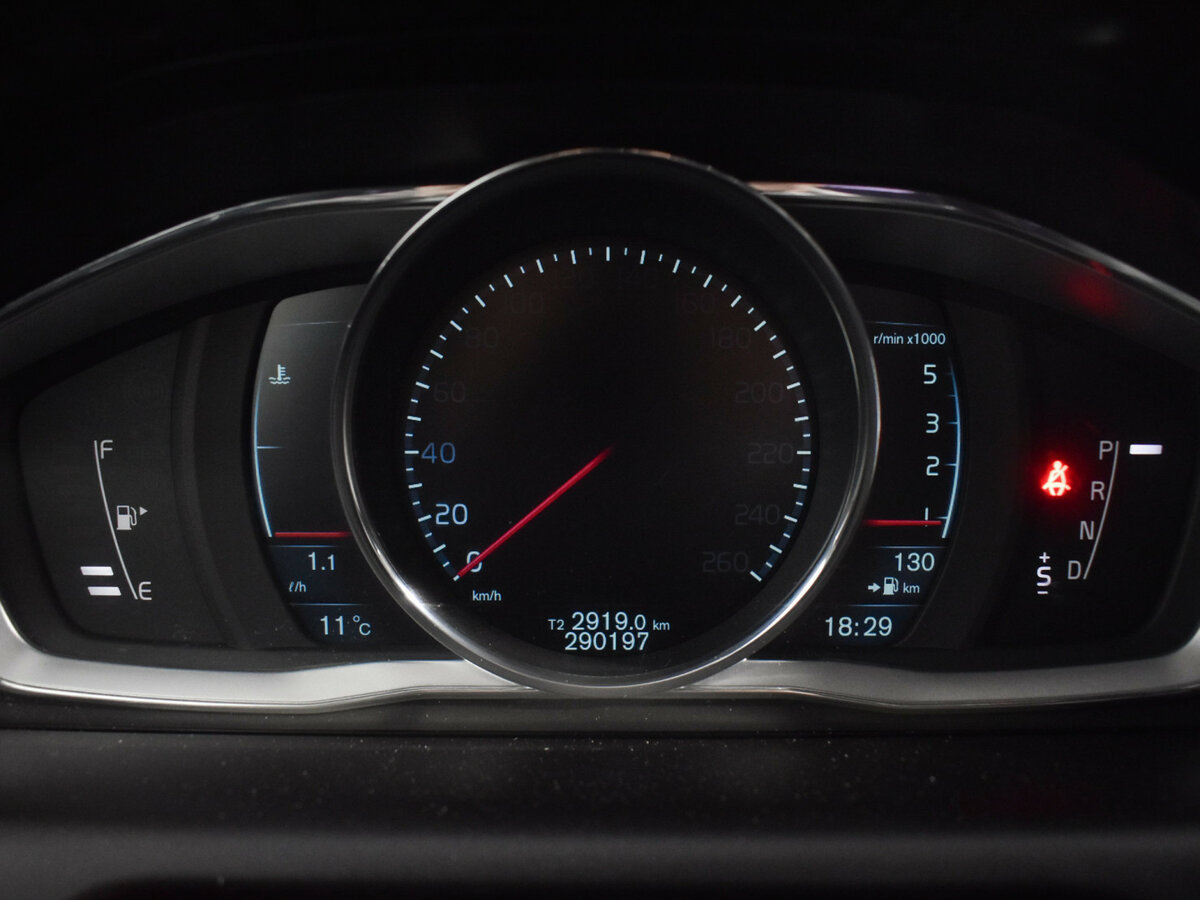 Volvo XC60 I Рестайлинг, 2014 Фото №23