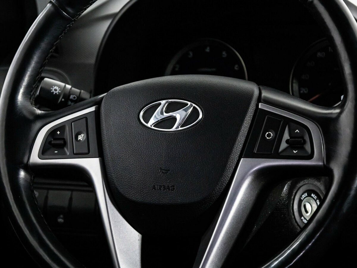 Hyundai Solaris I Рестайлинг, 2014 Фото №9